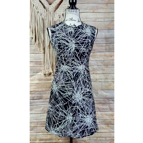 Diane Von Furstenberg | ‘Madyson’ Silk Print Structured Fit & Flare Mini Dress - Picture 2 of 9